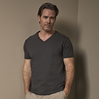 T-shirt Homme col V (TJ8006)
